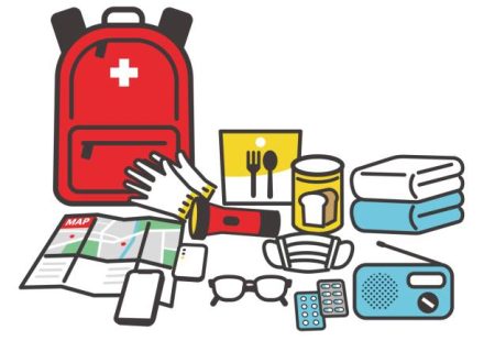 Simple and easy-to-use vector illustration material of disaster prevention goods / emergency goods / disaster prevention supplies / carry-out bag